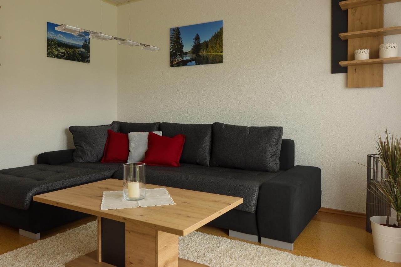 Buchen Blick - Ruhige Moderne Ferienwohnung 82Qm. 피흐텔베르크 외부 사진